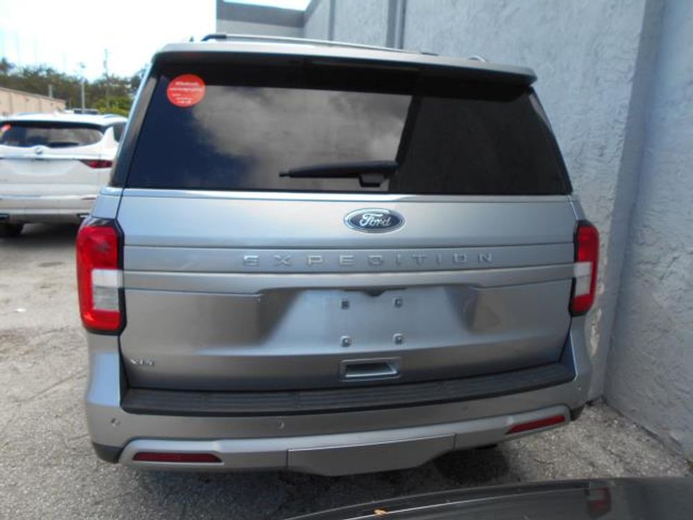 2024 Ford Expedition XLT