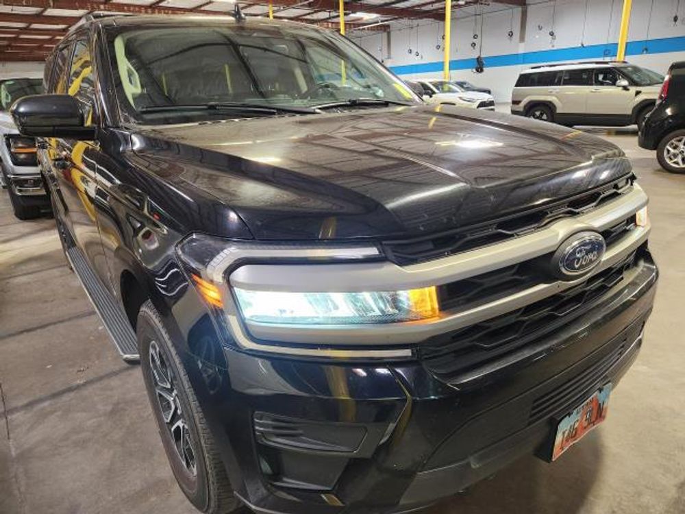 2023 Ford Expedition XLT