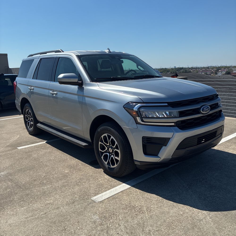 2024 Ford Expedition XLT