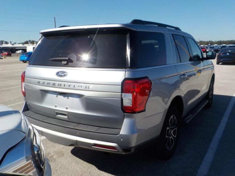 2024 Ford Expedition XLT