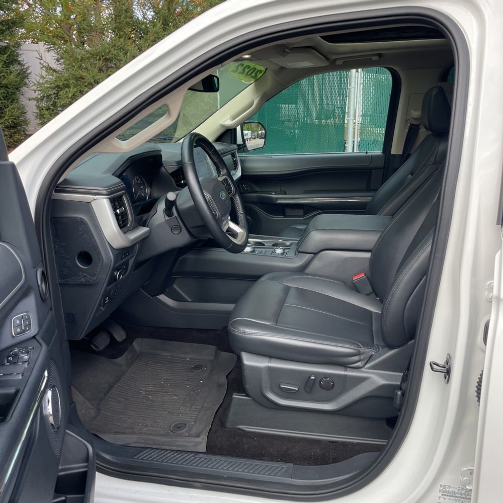2022 Ford Expedition XLT