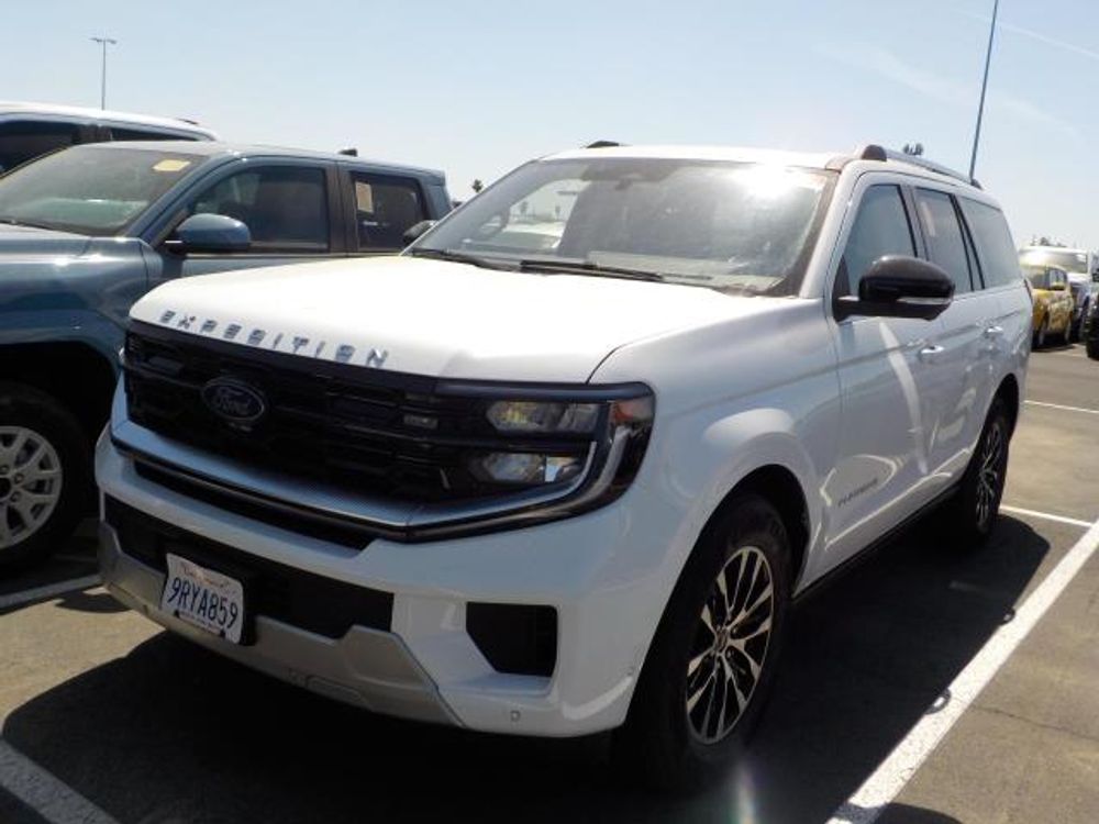 2025 Ford Expedition Platinum