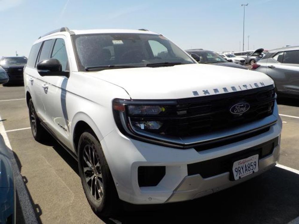2025 Ford Expedition Platinum