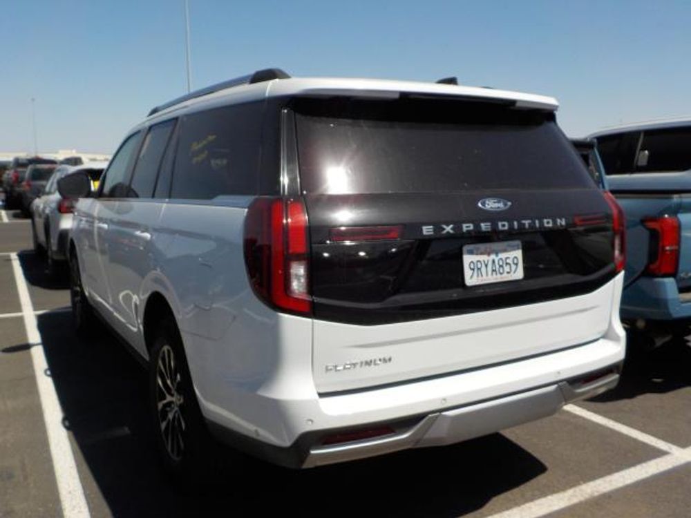 2025 Ford Expedition Platinum