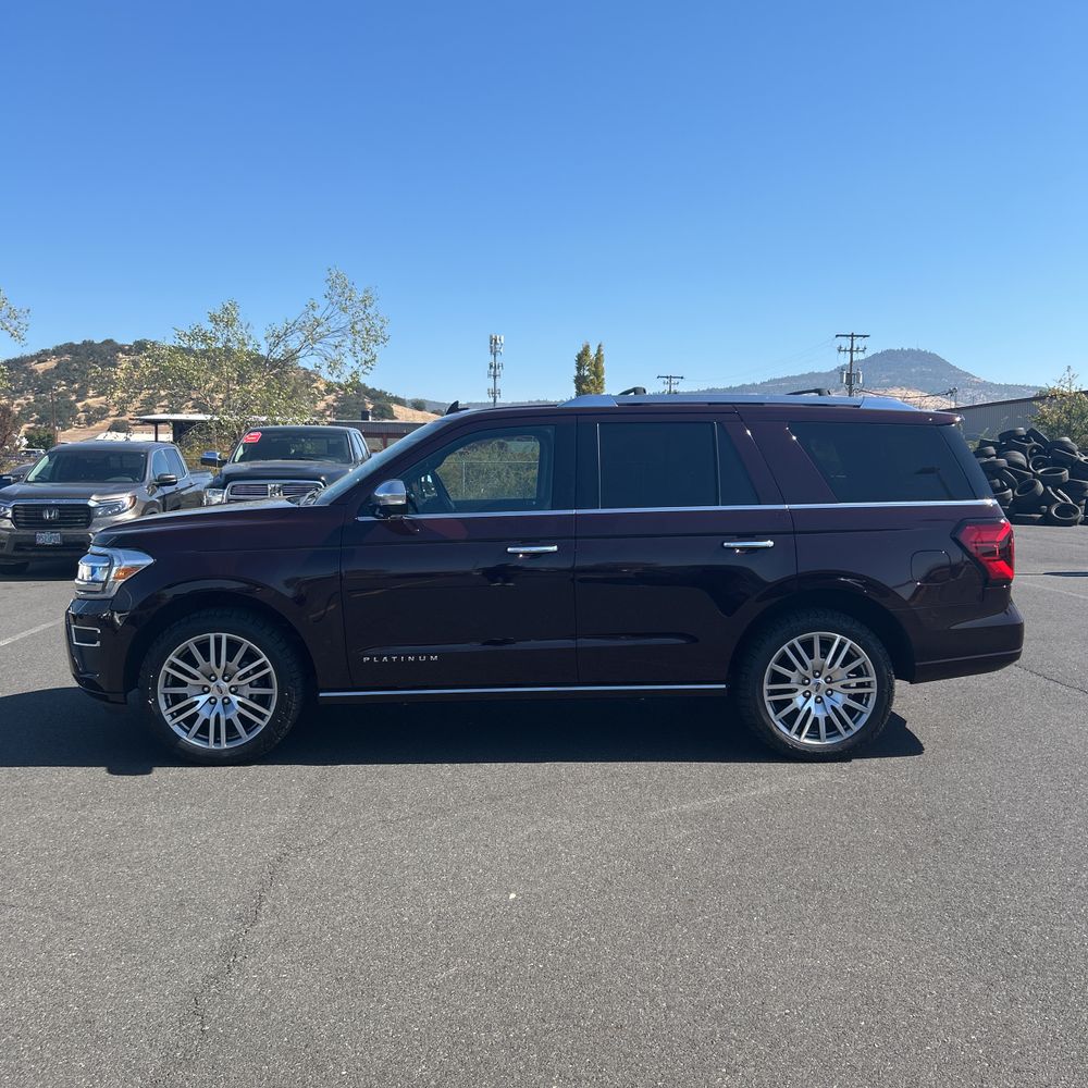 2023 Ford Expedition Platinum