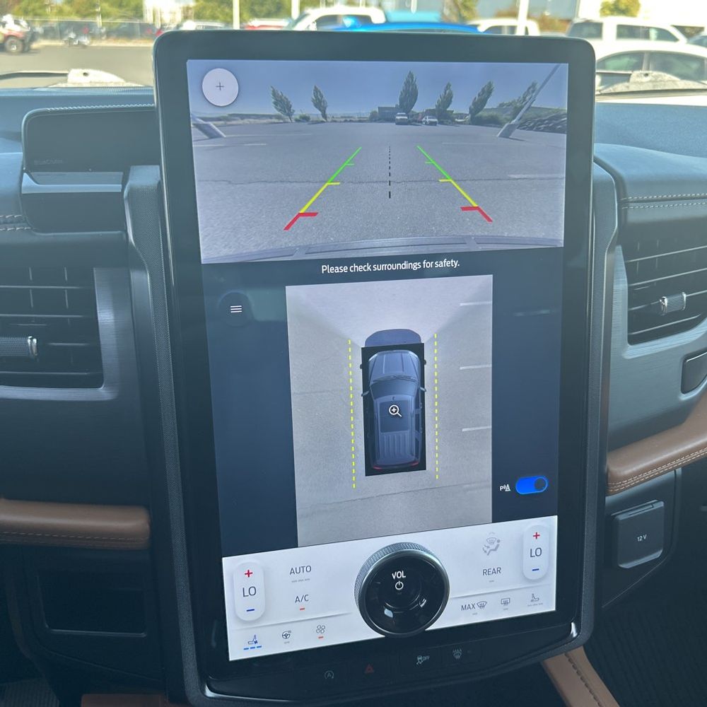 2023 Ford Expedition Platinum