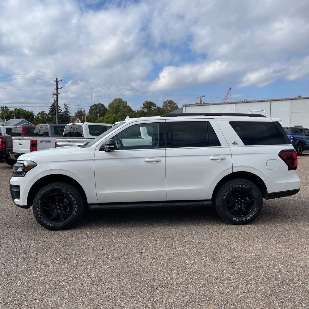 2024 Ford Expedition Timberline