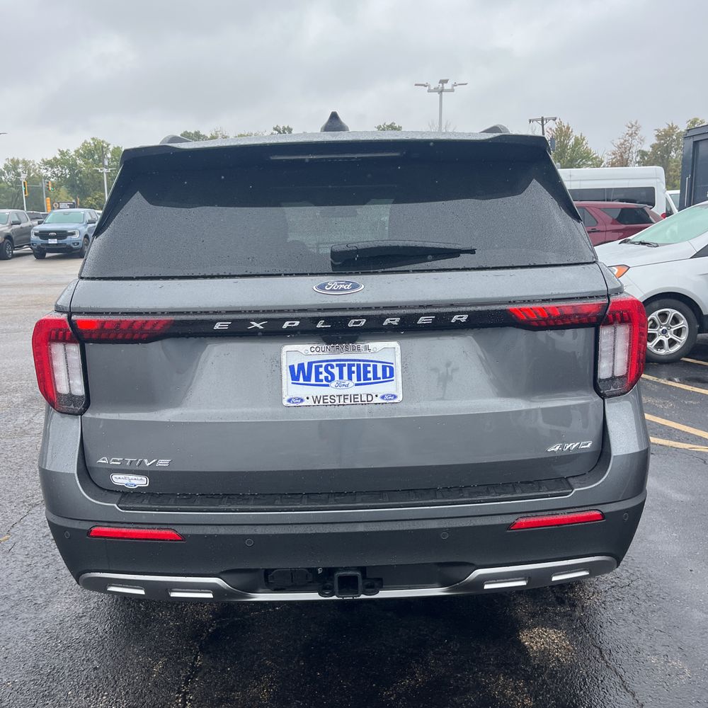 2025 Ford Explorer Active