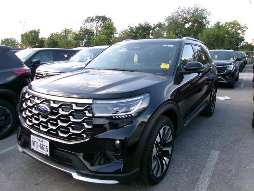 2025 Ford Explorer Platinum