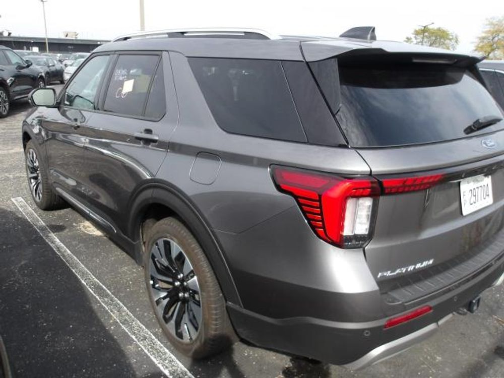 2025 Ford Explorer Platinum