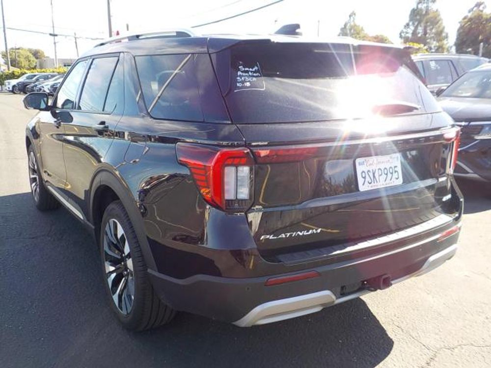 2025 Ford Explorer Platinum