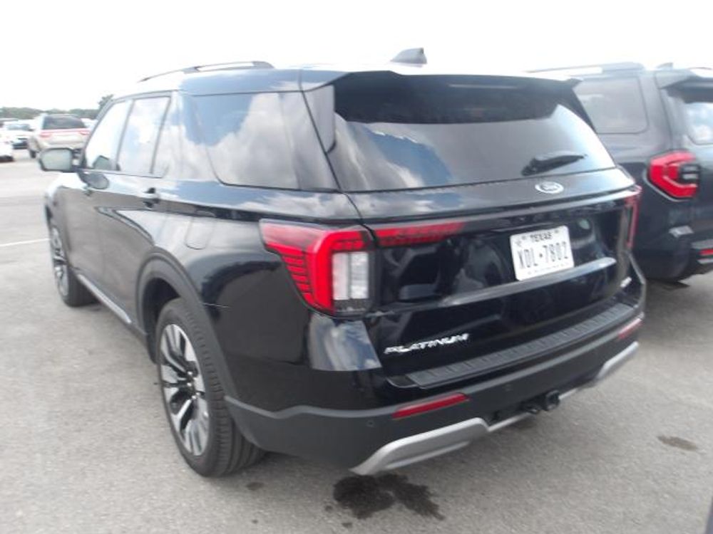 2025 Ford Explorer Platinum