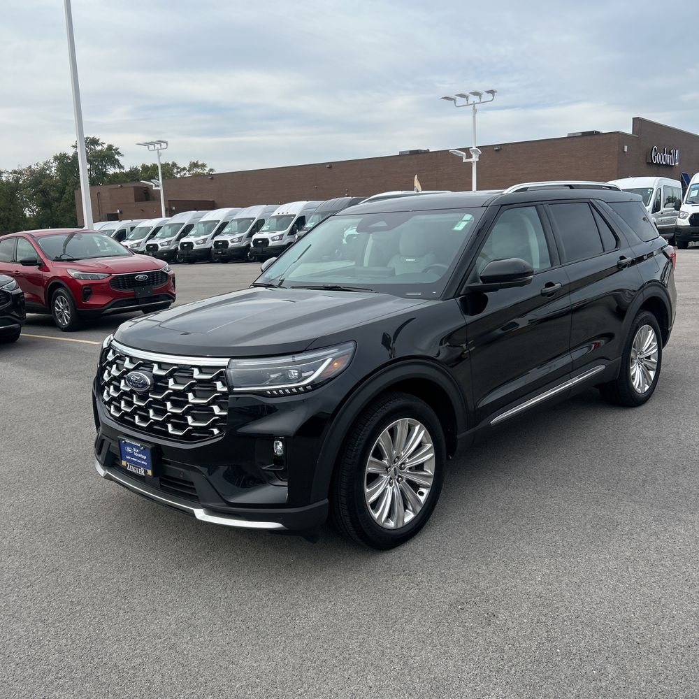 2025 Ford Explorer Platinum
