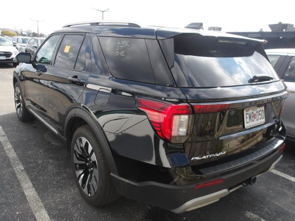 2025 Ford Explorer Platinum