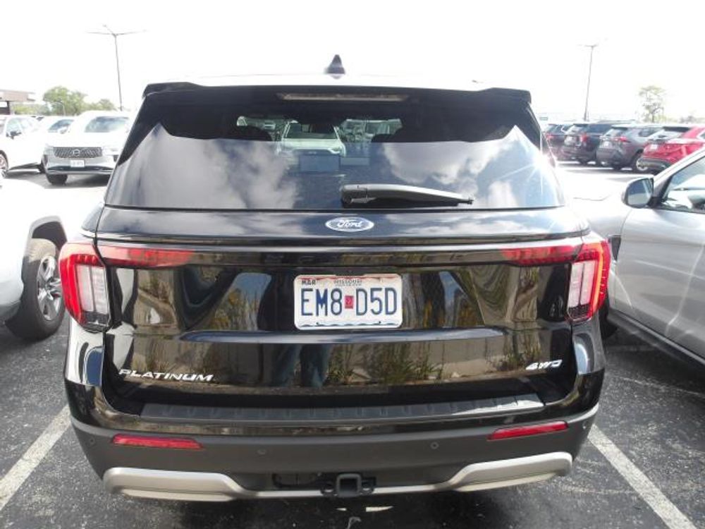 2025 Ford Explorer Platinum