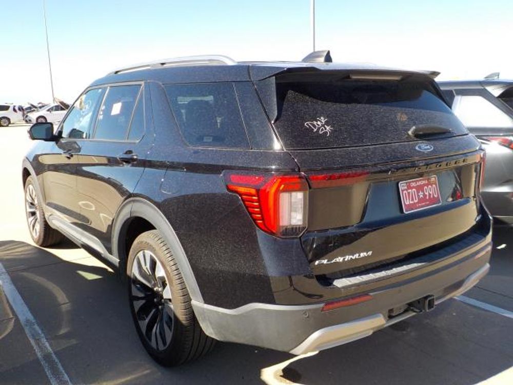 2025 Ford Explorer Platinum