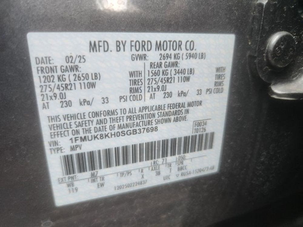 2025 Ford Explorer ST-Line