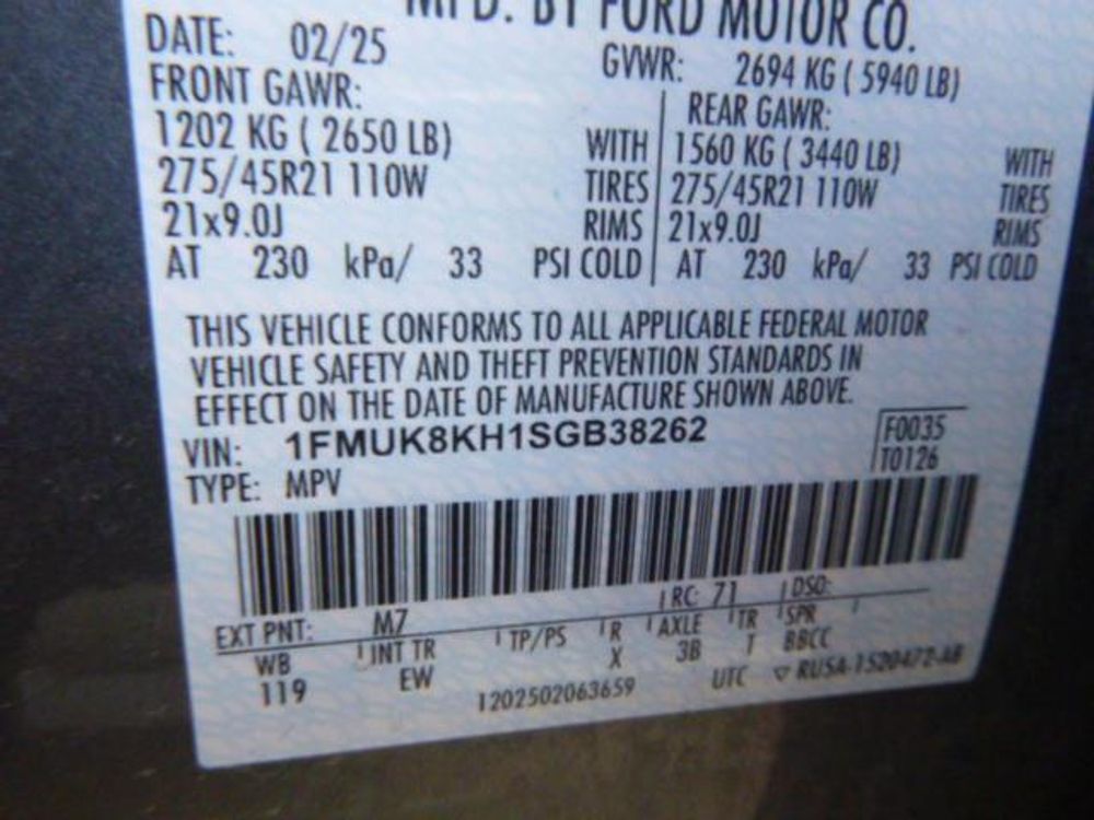 2025 Ford Explorer ST-Line