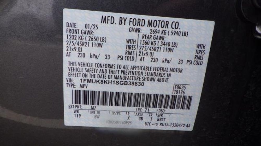2025 Ford Explorer ST-Line