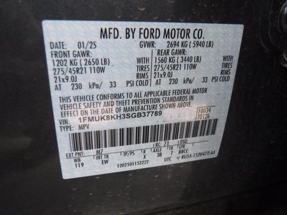 2025 Ford Explorer ST-Line