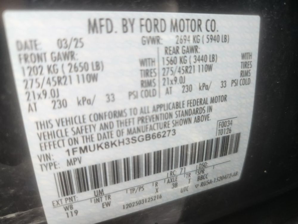 2025 Ford Explorer ST-Line
