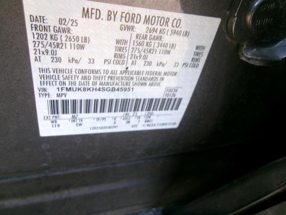 2025 Ford Explorer ST-Line