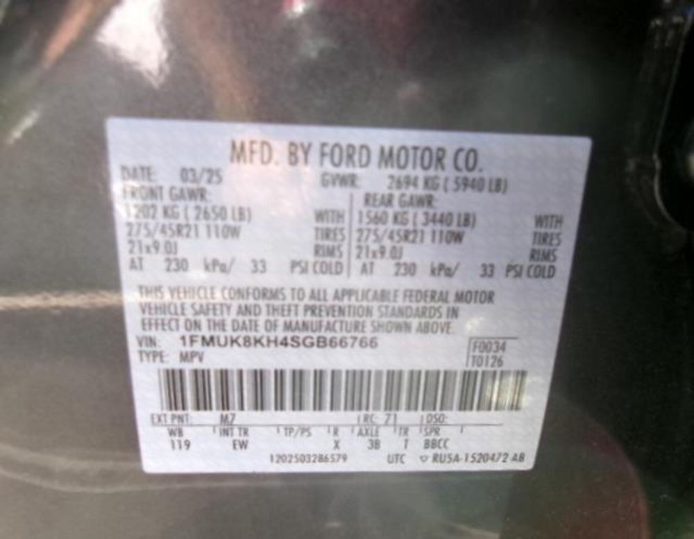 2025 Ford Explorer ST-Line