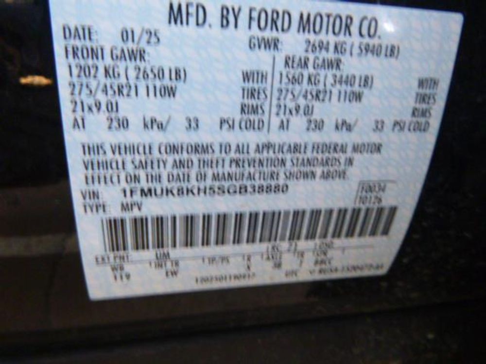 2025 Ford Explorer ST-Line