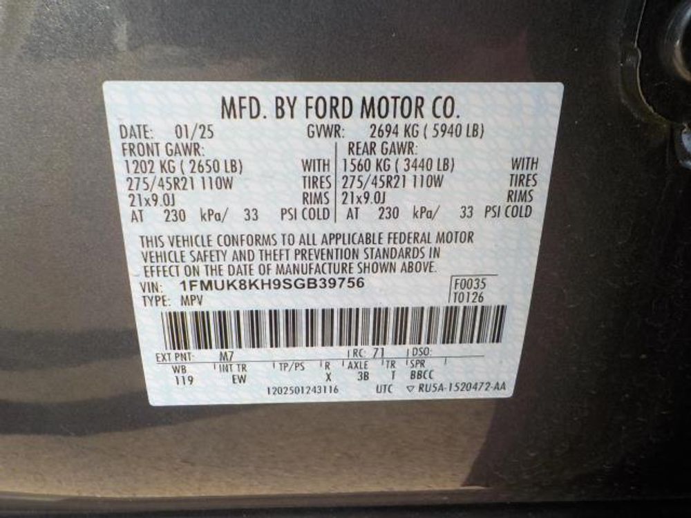 2025 Ford Explorer ST-Line