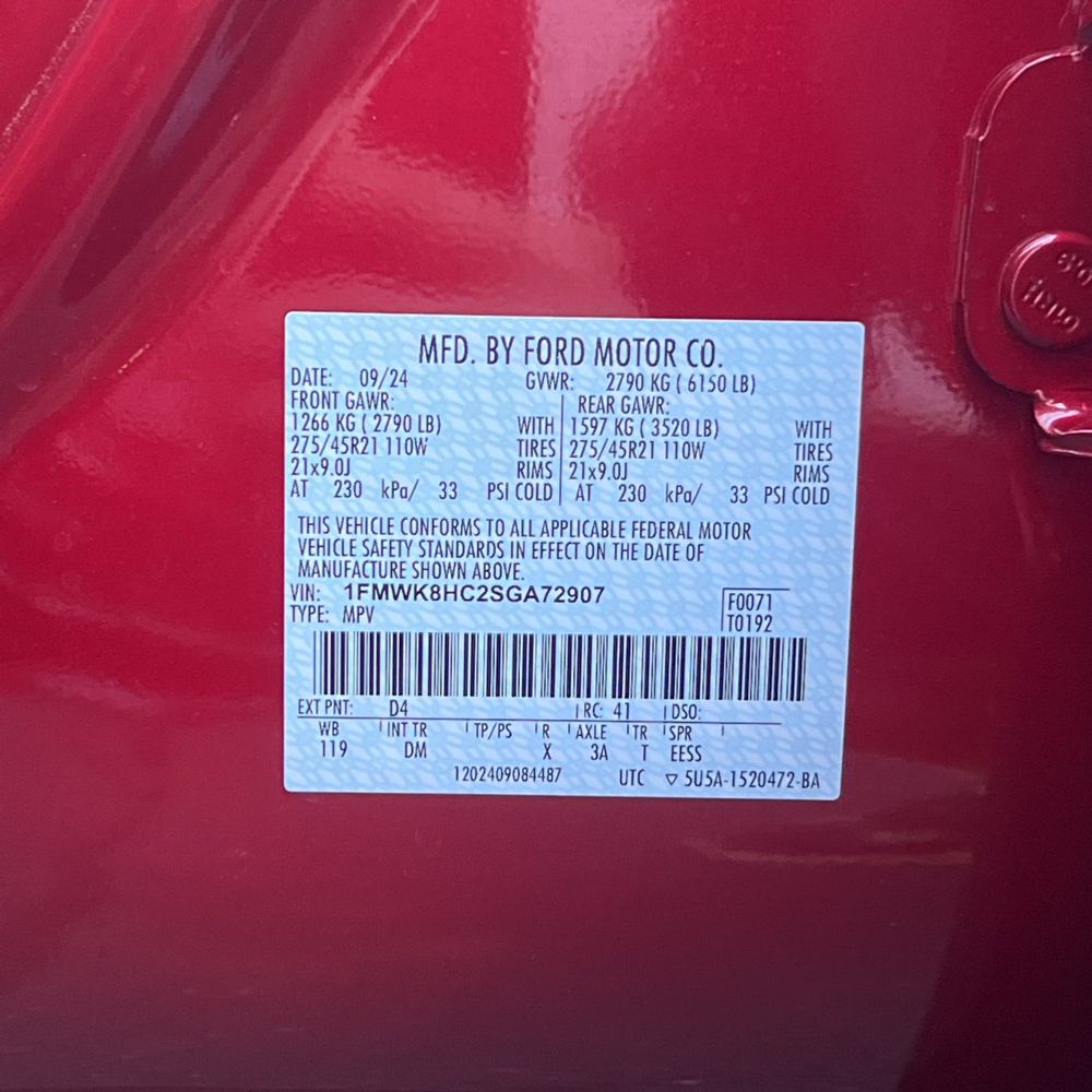 2025 Ford Explorer Platinum