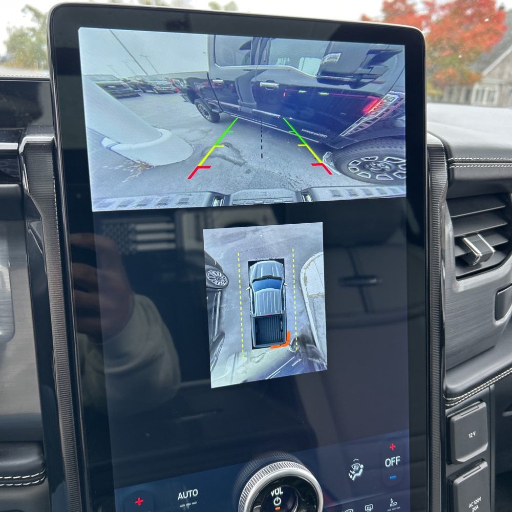 2022 Ford F-150 Lightning Platinum