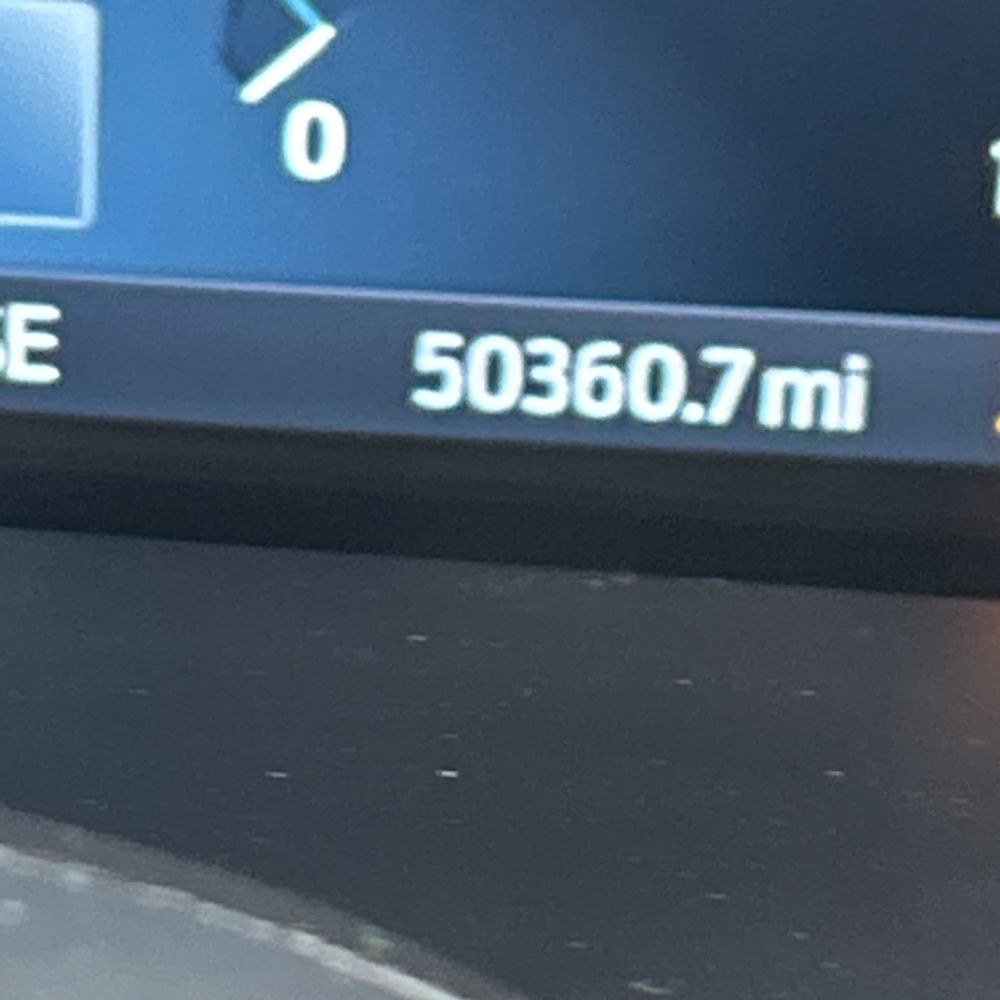 2022 Ford F-150 Lightning Platinum