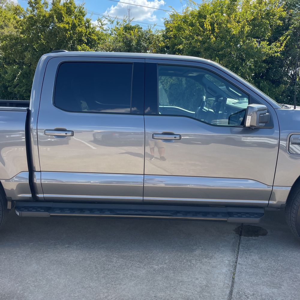 2023 Ford F-150 Lightning Platinum