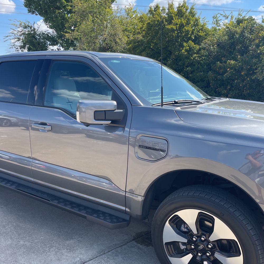 2023 Ford F-150 Lightning Platinum