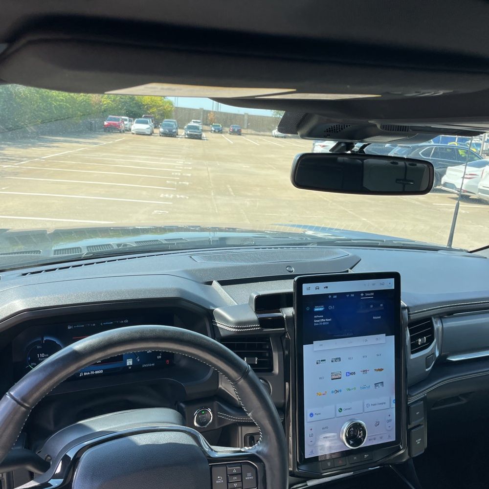 2023 Ford F-150 Lightning Platinum
