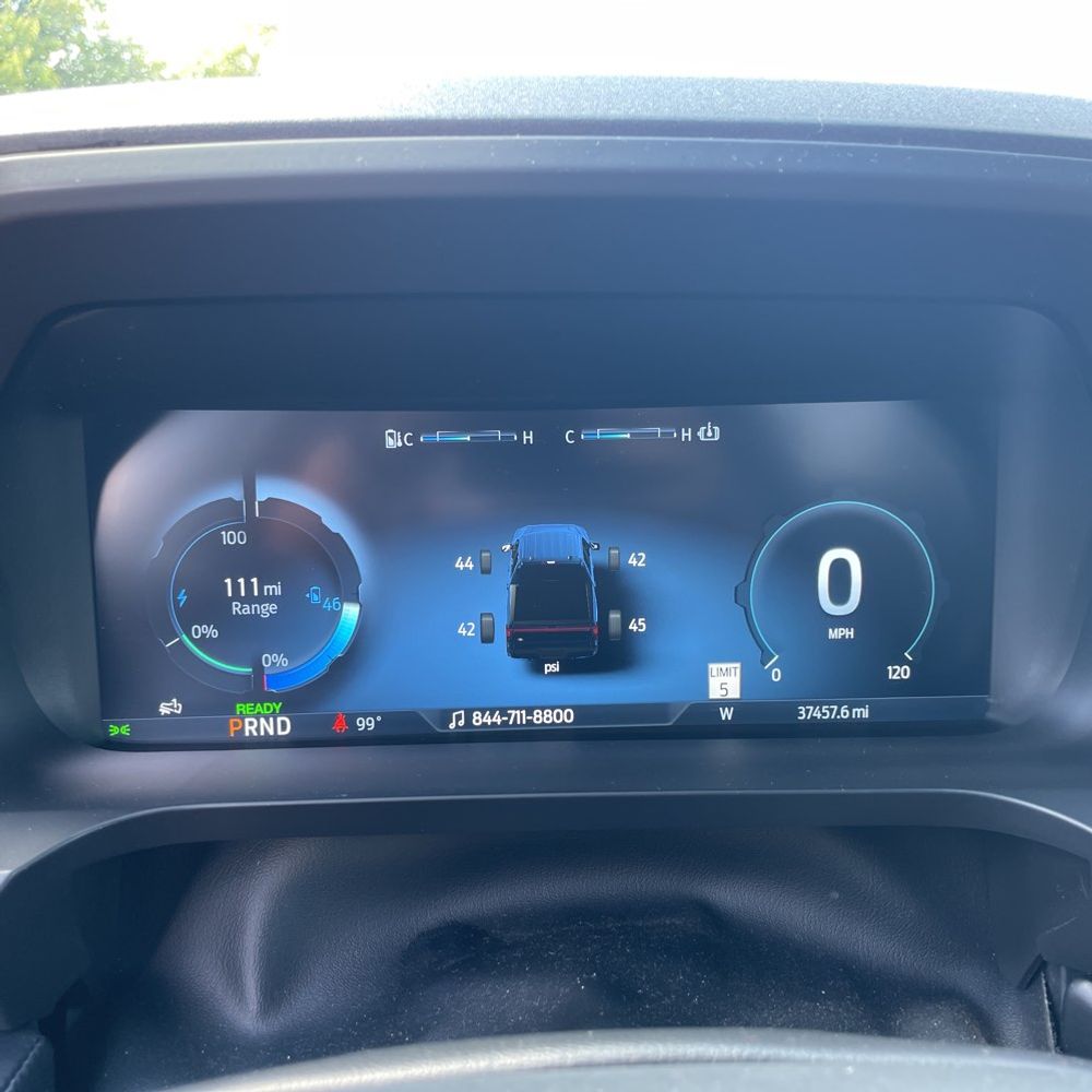 2023 Ford F-150 Lightning Platinum