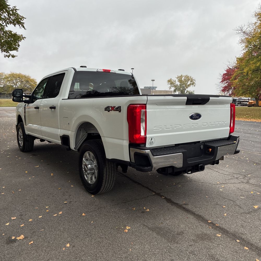 2023 Ford F250 S/D XLT