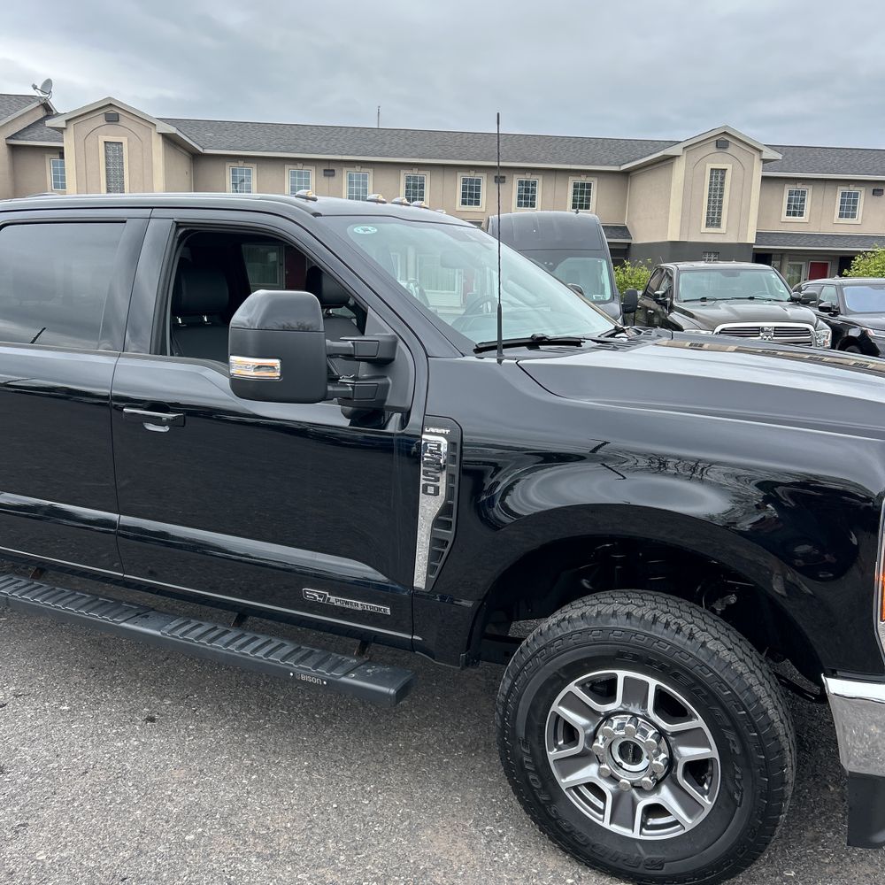 2025 Ford F-250 LARIAT