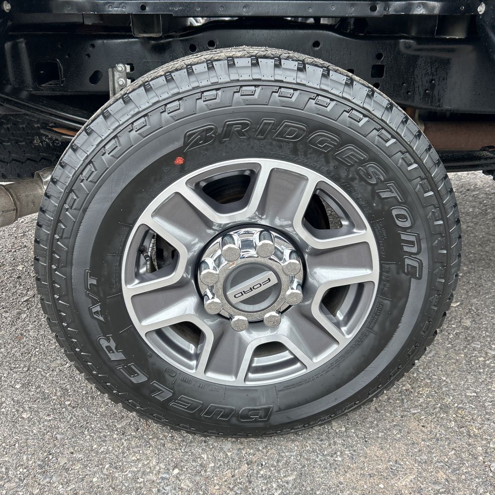 2025 Ford F-250 LARIAT