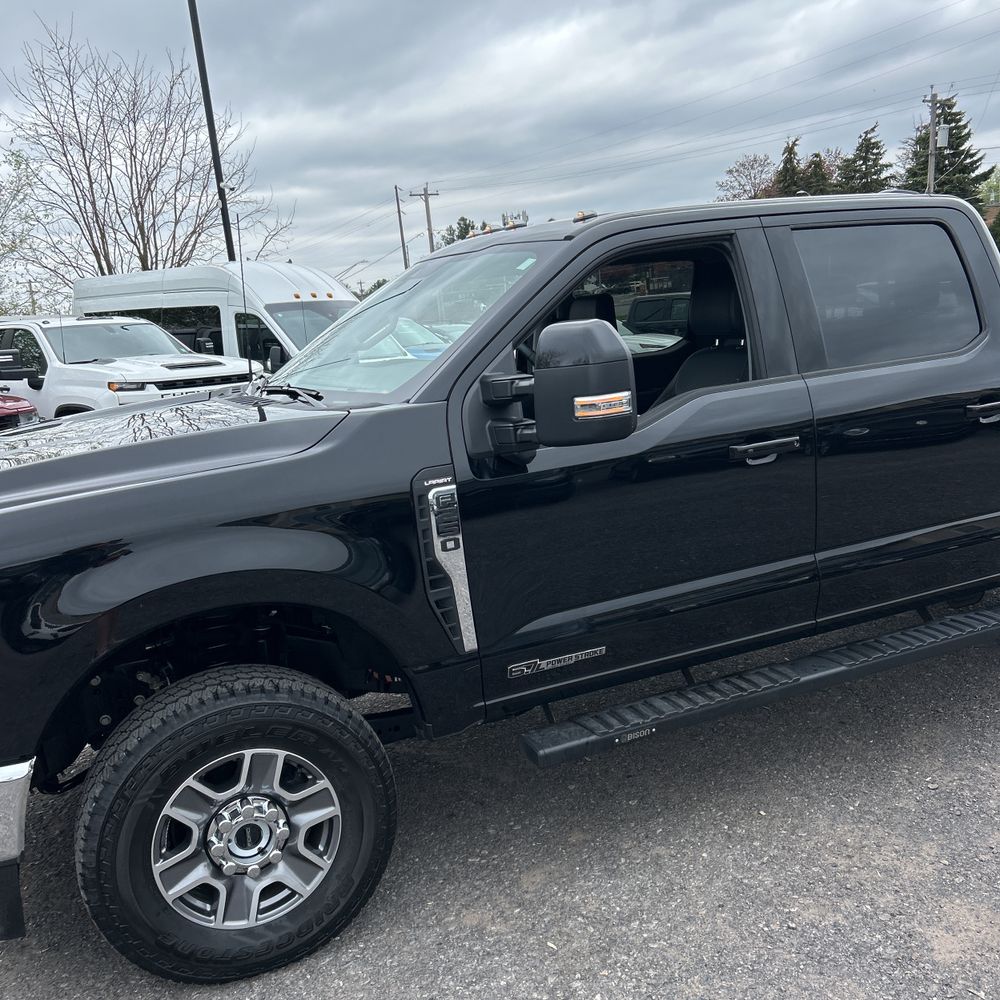 2025 Ford F-250 LARIAT