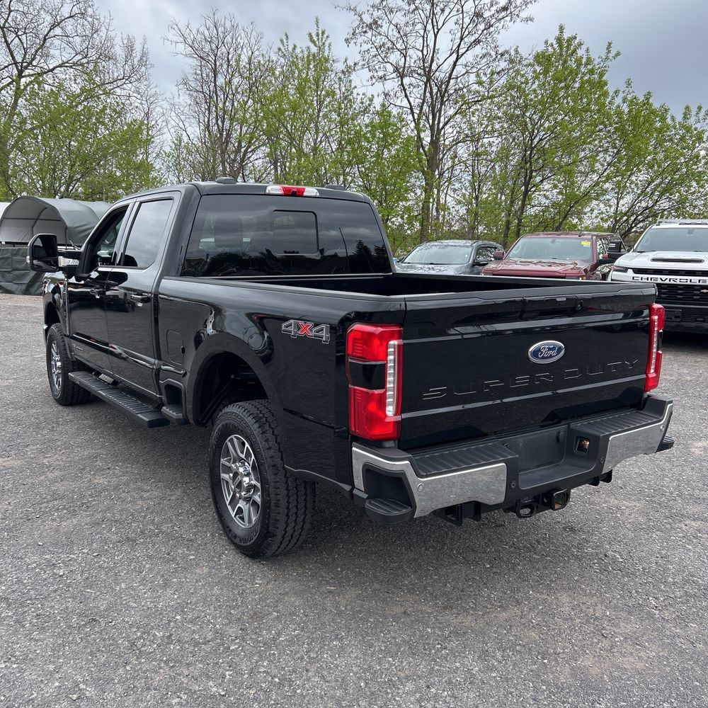 2025 Ford F-250 LARIAT