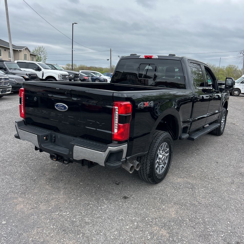 2025 Ford F-250 LARIAT