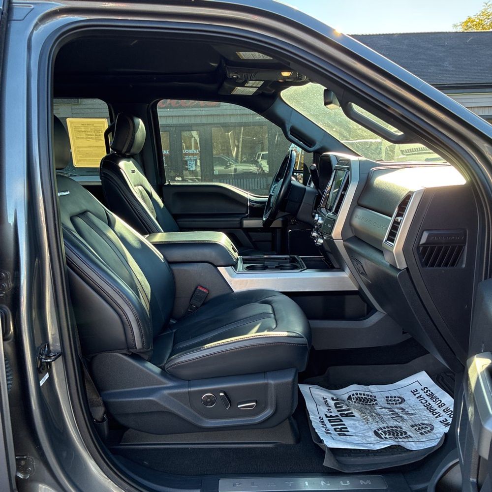 2022 Ford F250 S/D Platinum