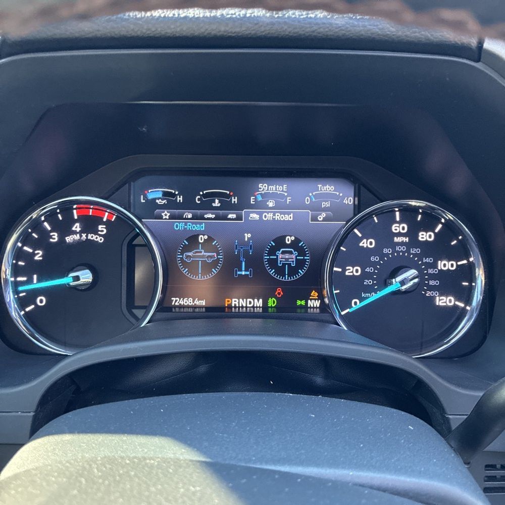 2022 Ford F250 S/D Platinum