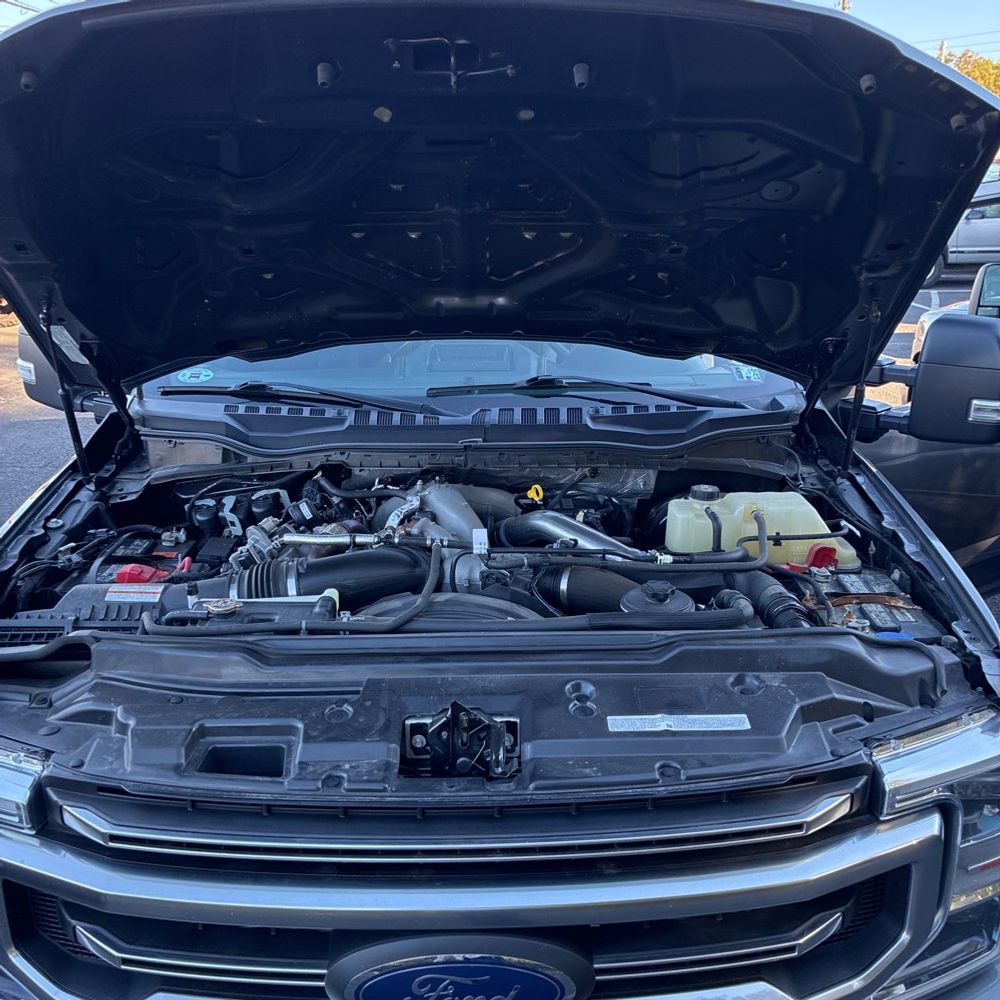 2022 Ford F250 S/D Platinum