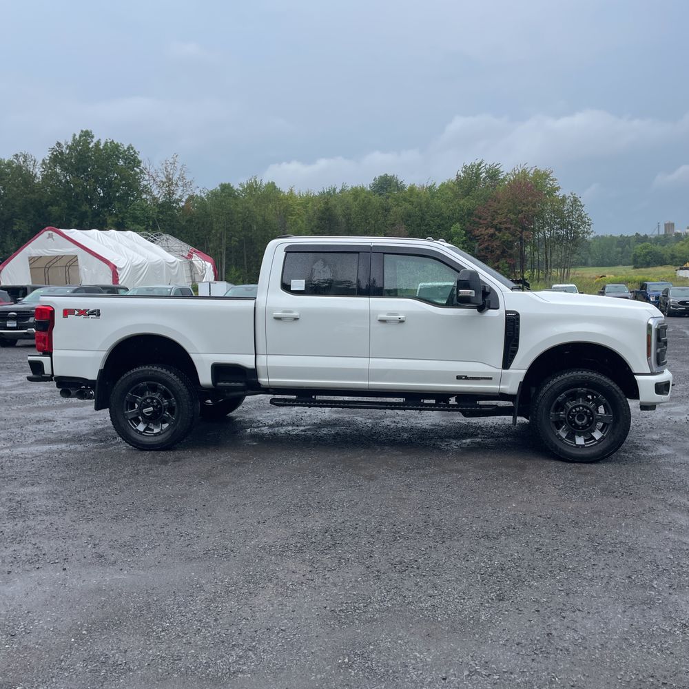 2024 Ford F250 S/D Lariat