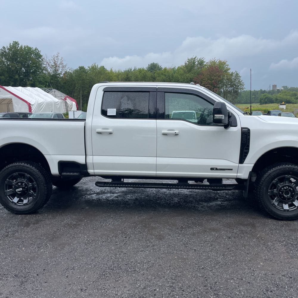 2024 Ford F250 S/D Lariat