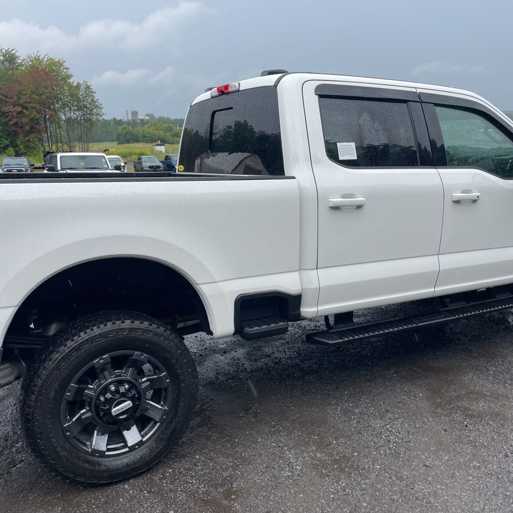 2024 Ford F250 S/D Lariat