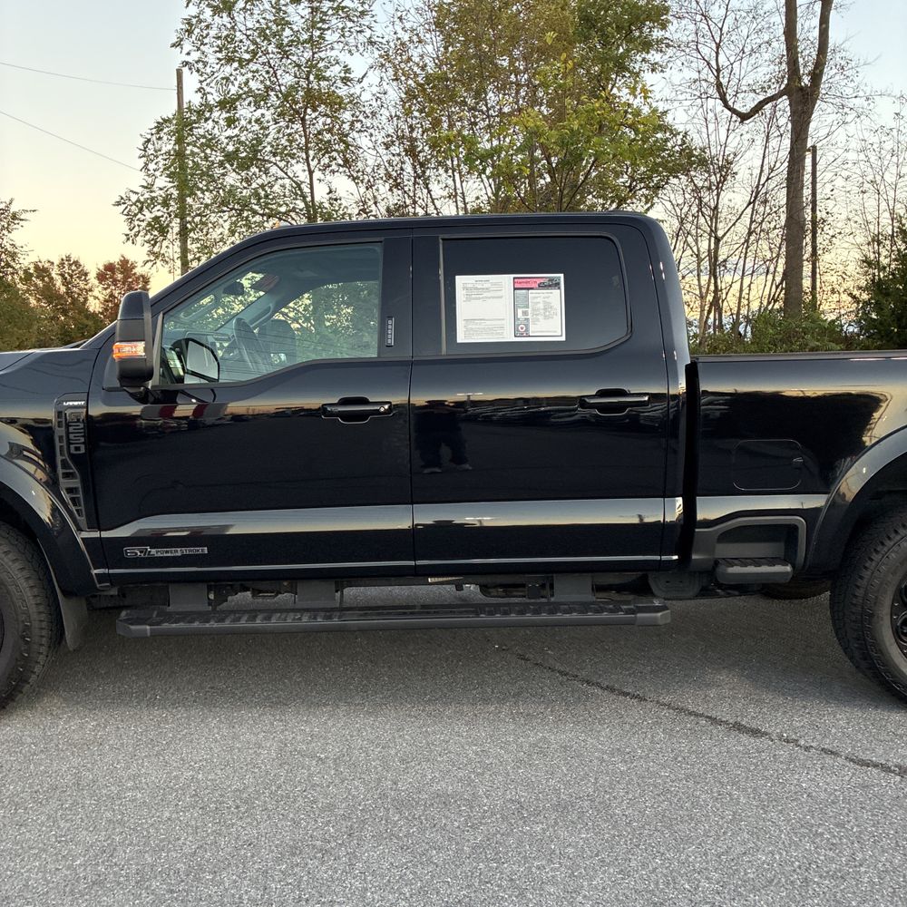 2024 Ford F250 S/D Lariat