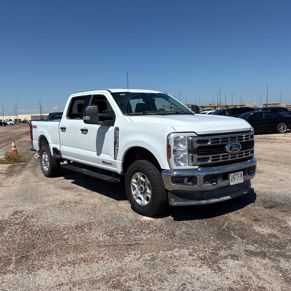 2025 Ford F-250 Super Duty XLT